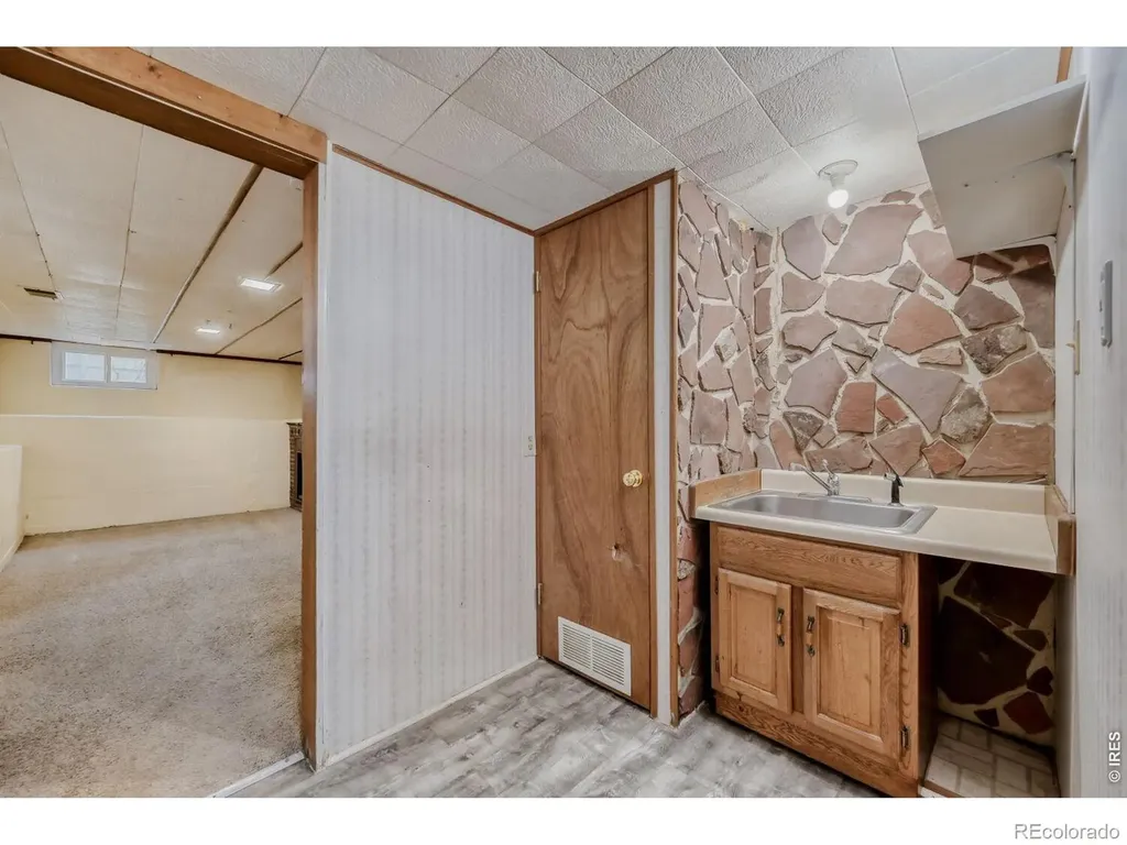 534 Dewey Avenue Boulder CO 80304