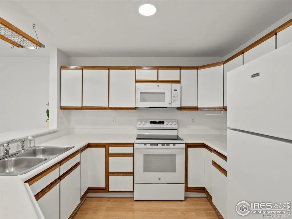 33 S Boulder Circle Boulder CO 80303