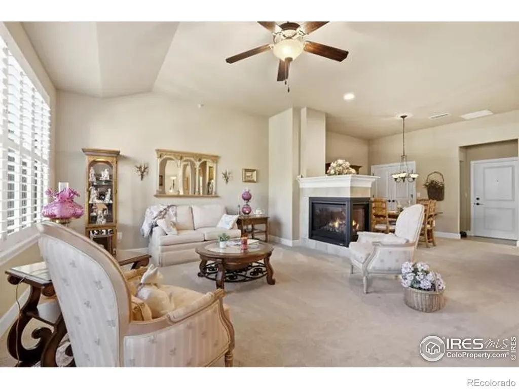 1379 Charles Drive Longmont CO 80503