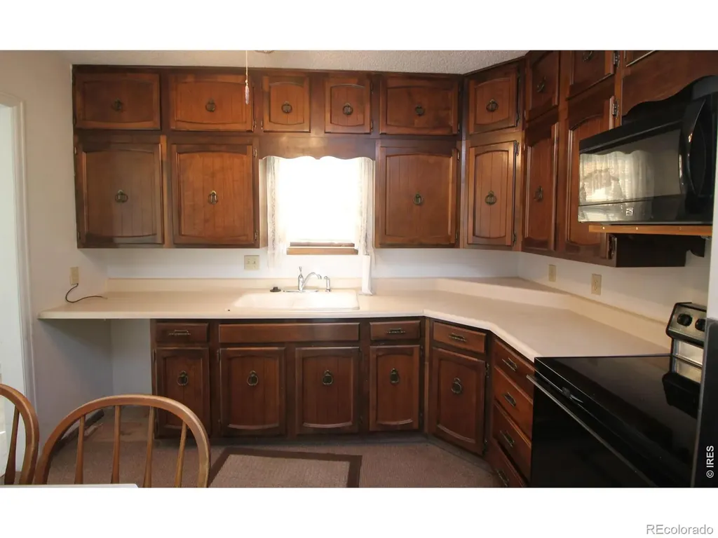 530 Taylor Street Sterling CO 80751
