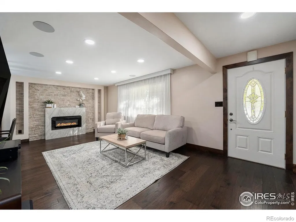 11921 W 70th Place Arvada CO 80004