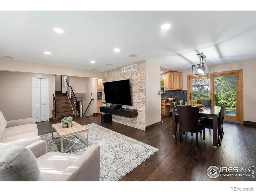 11921 W 70th Place Arvada CO 80004