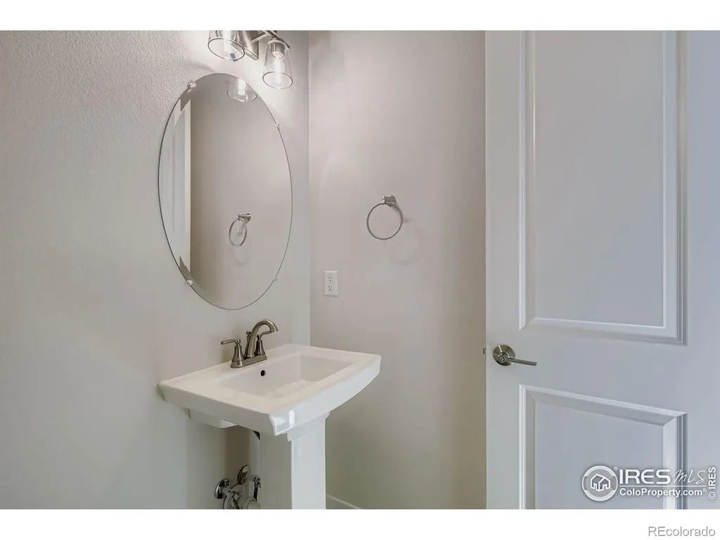 1833 Flourish Drive Windsor CO 80550