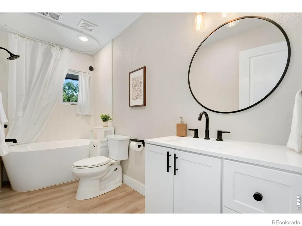 1304 Pine Street Loveland CO 80537