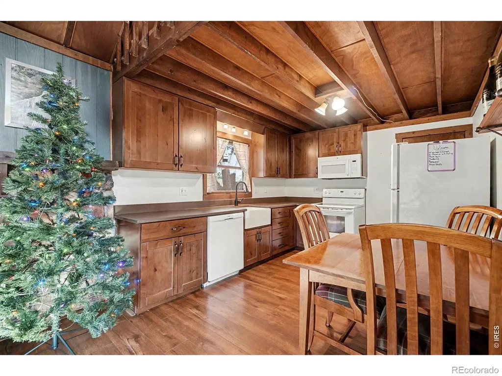 280 Streamside Drive Drake CO 80515