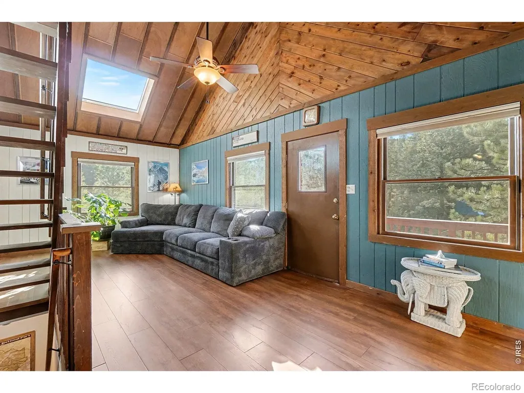 280 Streamside Drive Drake CO 80515