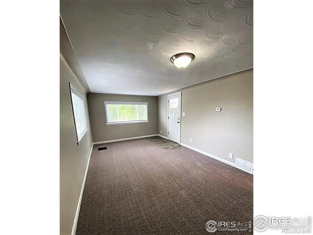 609 N Division Avenue Sterling CO 80751
