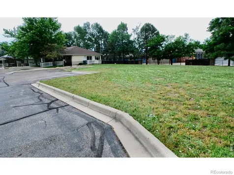 2225 S Iola Street Aurora CO 80014
