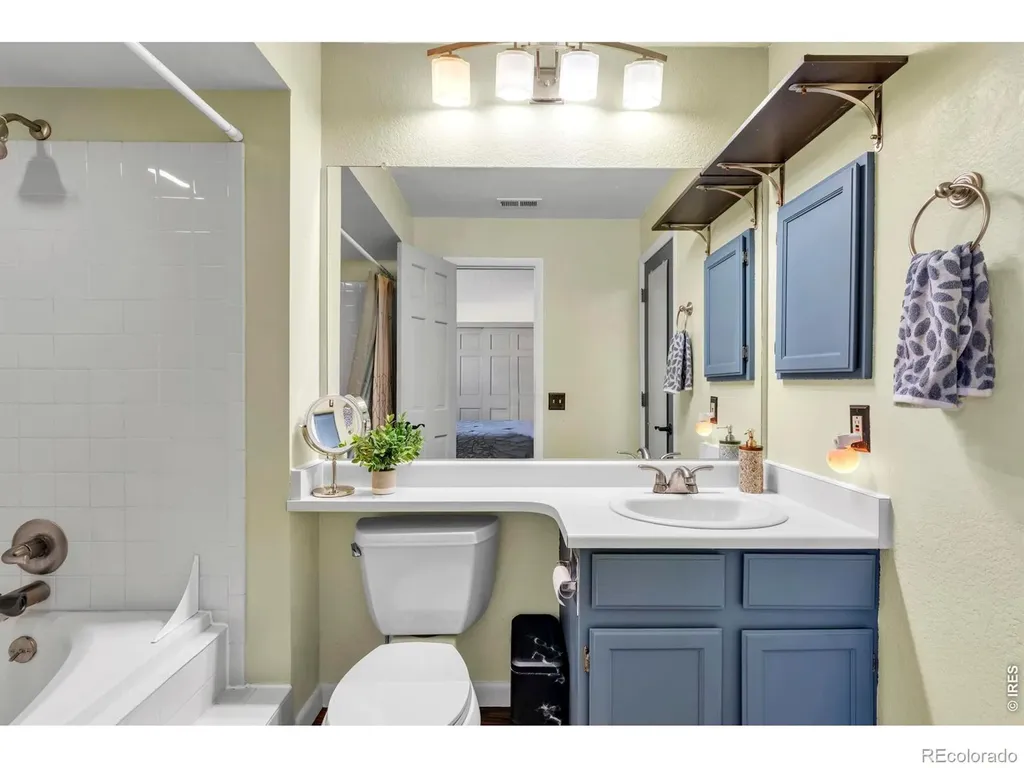 5914 Gunbarrel Avenue Boulder CO 80301