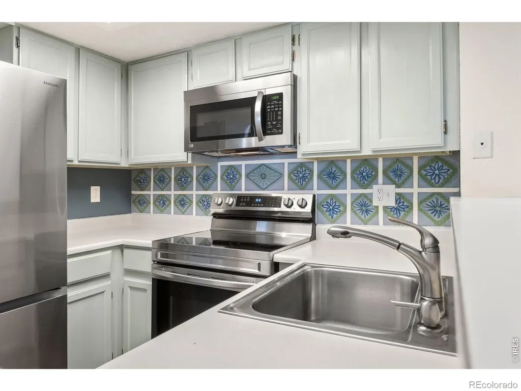 5914 Gunbarrel Avenue Boulder CO 80301