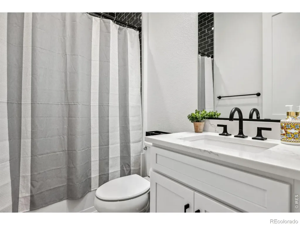 3010 Newfound Lake Road Berthoud CO 80513