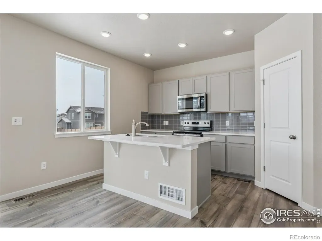 944 Harvard Street Johnstown CO 80534