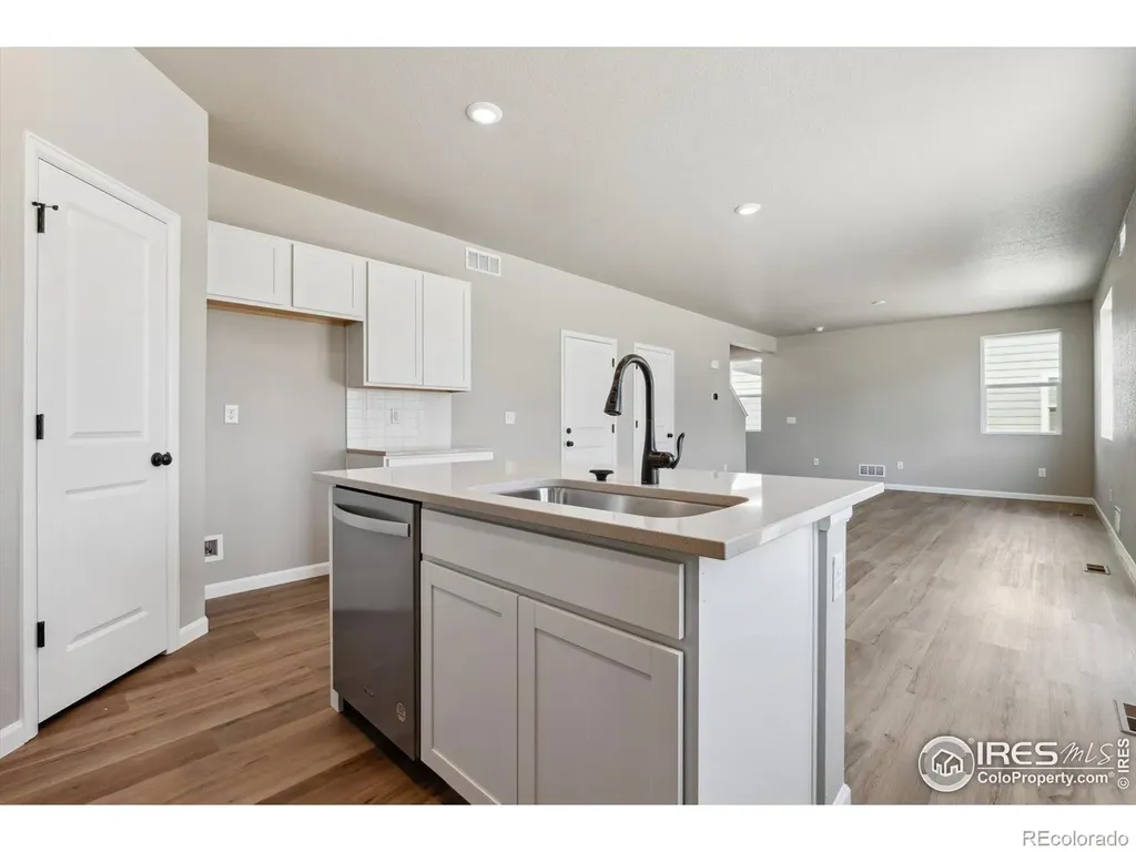 944 Harvard Street Johnstown CO 80534