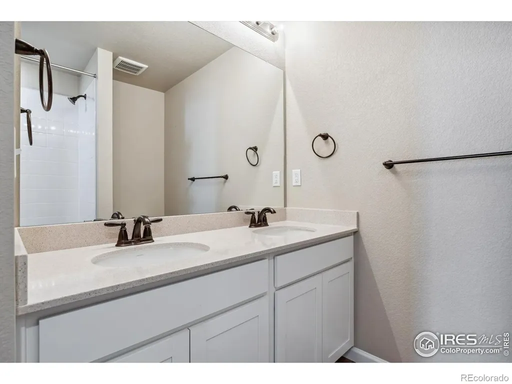 944 Harvard Street Johnstown CO 80534
