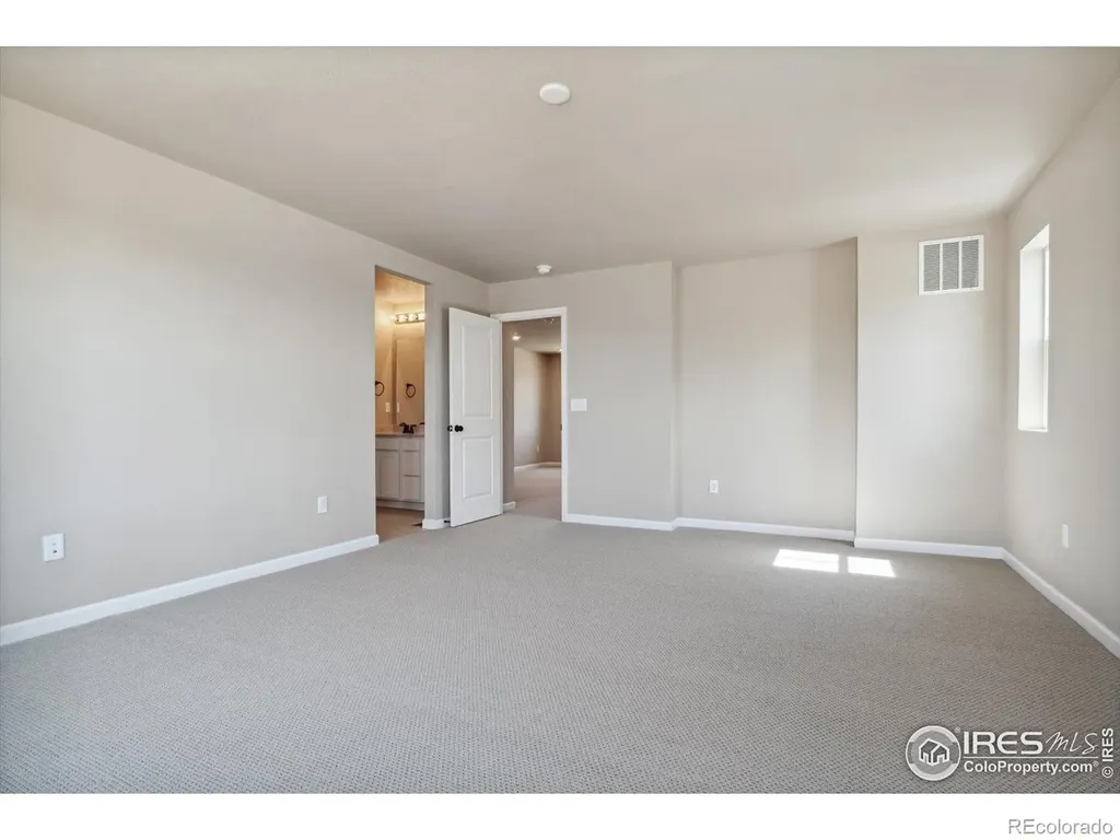 944 Harvard Street Johnstown CO 80534