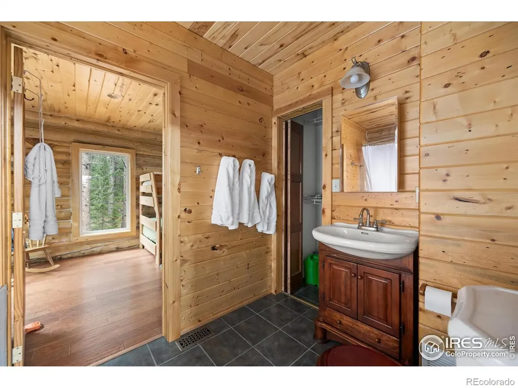 122 Elk Way Drake CO 80515