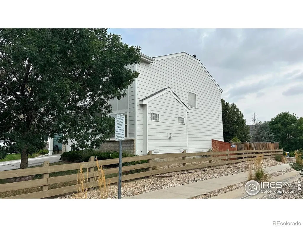 9758 Joliet Circle Commerce City CO 80022