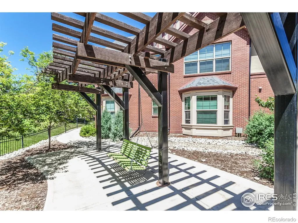 1379 Charles Drive Longmont CO 80503