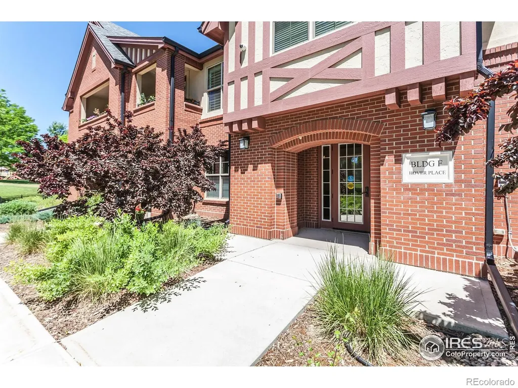 1379 Charles Drive Longmont CO 80503
