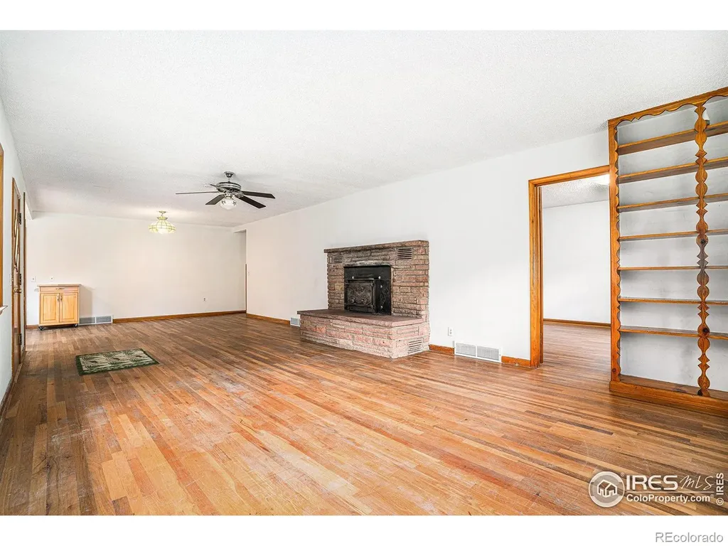 143 Waltonia Road Drake CO 80515