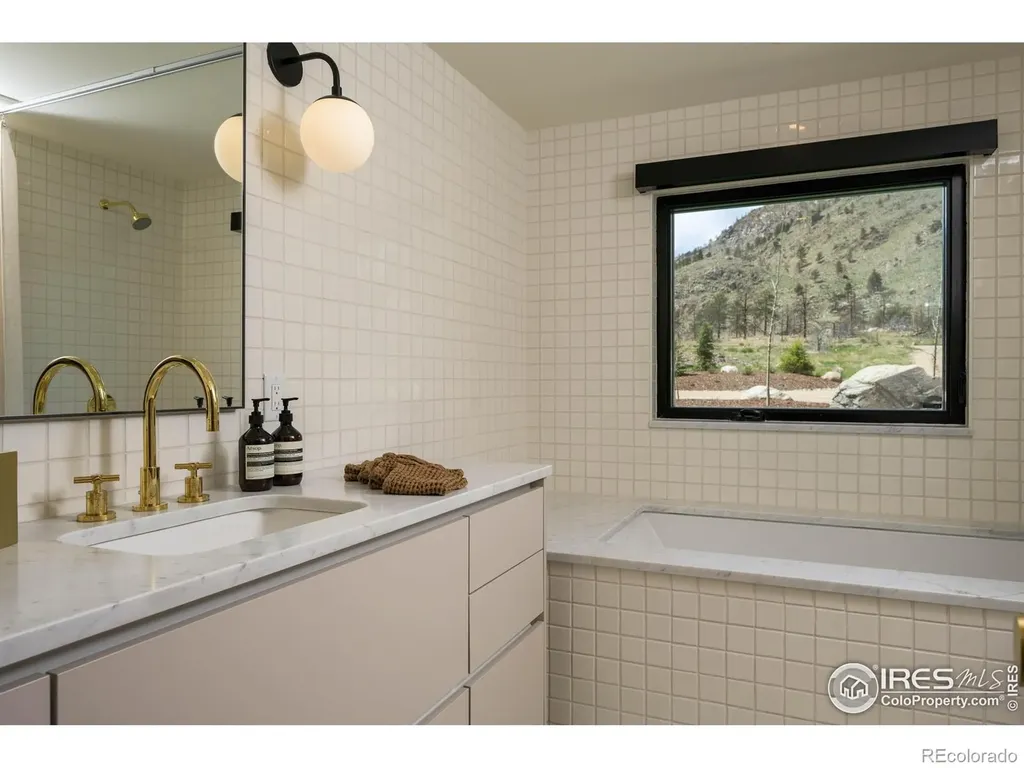 37797 W Highway 14 Bellvue CO 80512