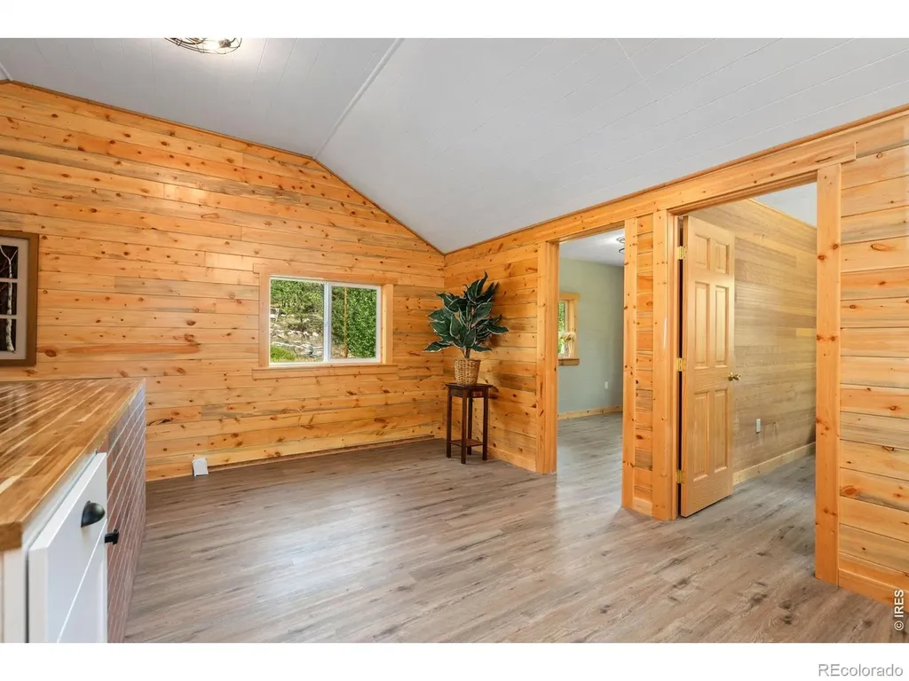 6781 County Road 43 Glen Haven CO 80532