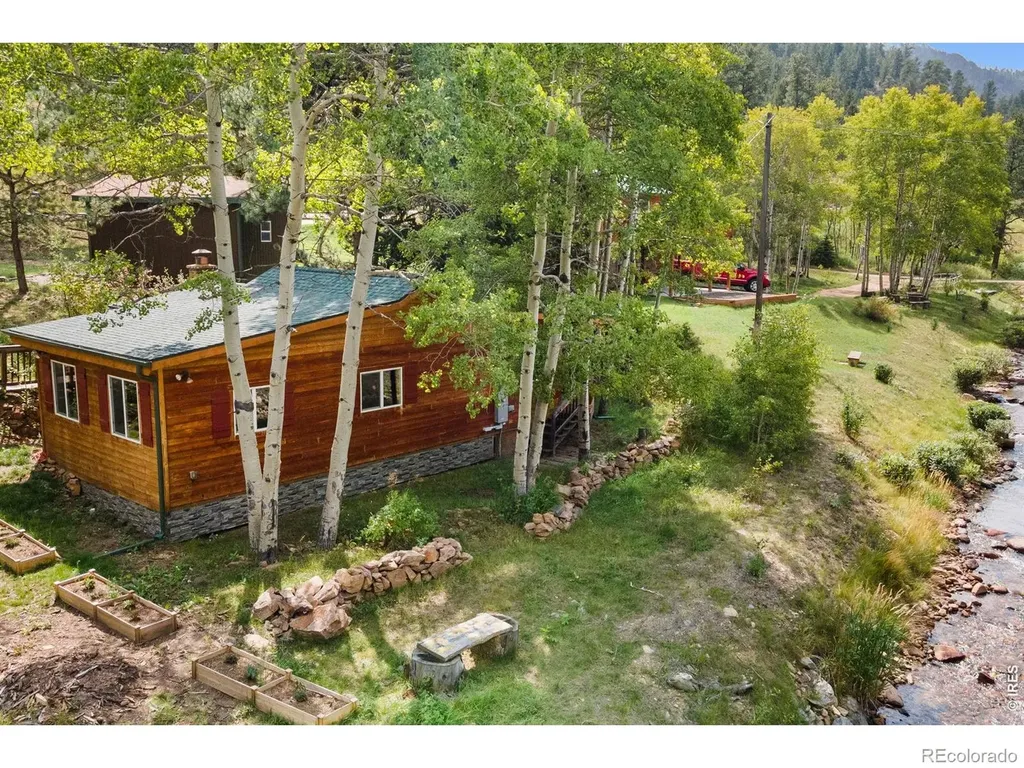 6781 County Road 43 Glen Haven CO 80532