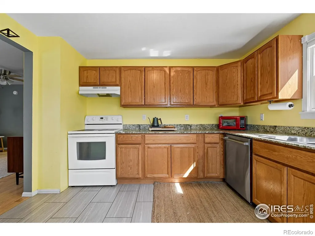 342 4th Avenue Lyons CO 80540