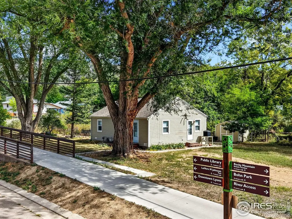 342 4th Avenue Lyons CO 80540