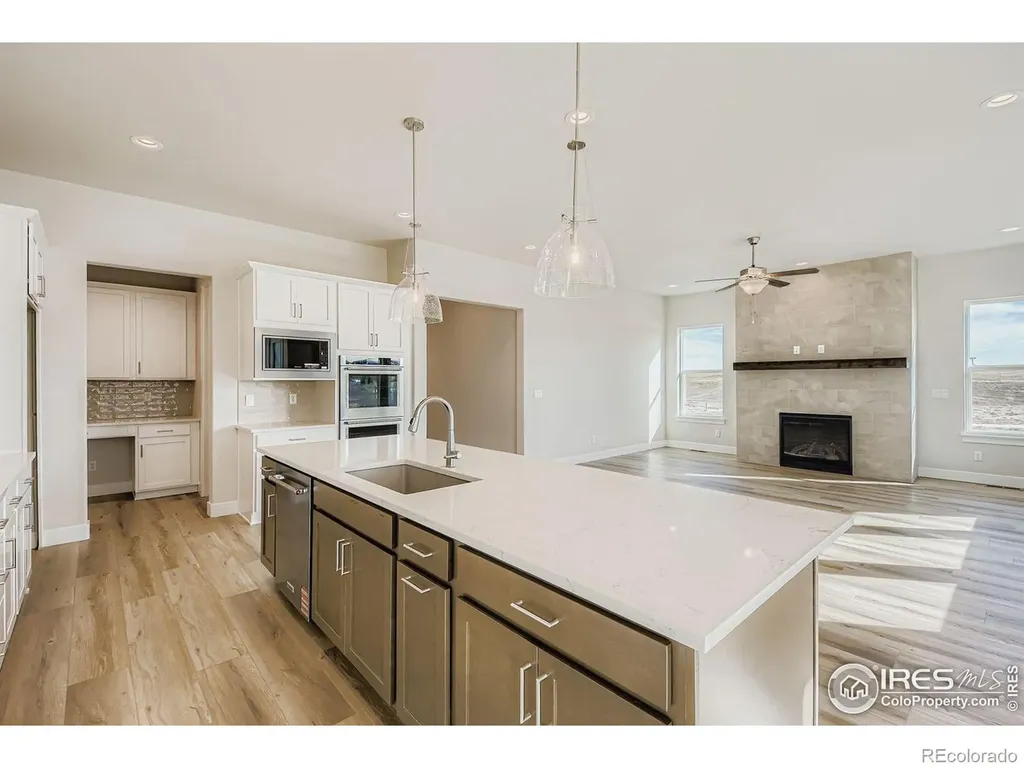 1825 Flourish Drive Windsor CO 80550
