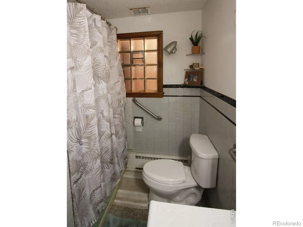 221 N Wallace Avenue Haxtun CO 80731