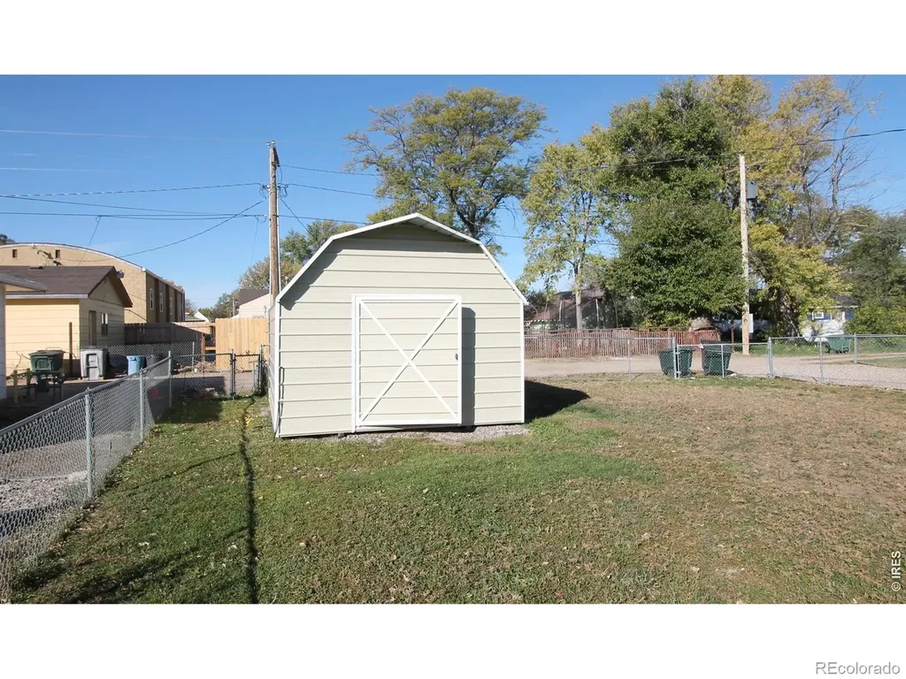 221 N Wallace Avenue Haxtun CO 80731