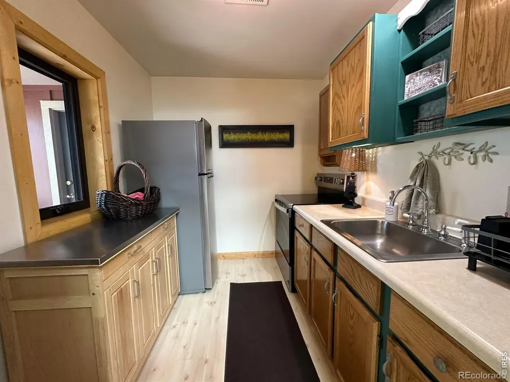 123 Mohawk Road Lyons CO 80540
