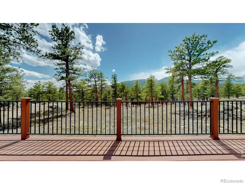 598 Taylor Road Lyons CO 80540