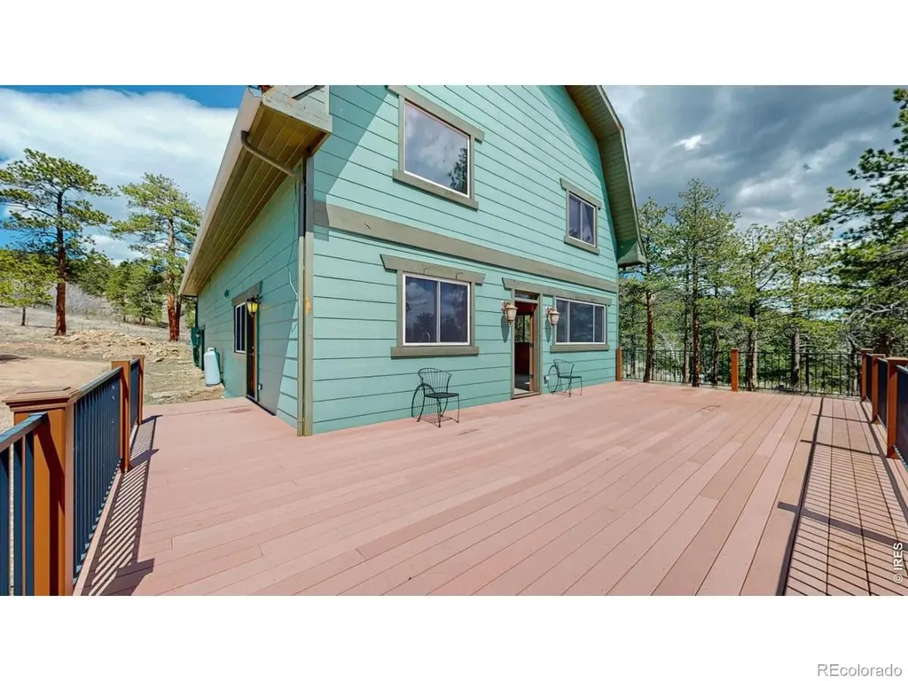 598 Taylor Road Lyons CO 80540