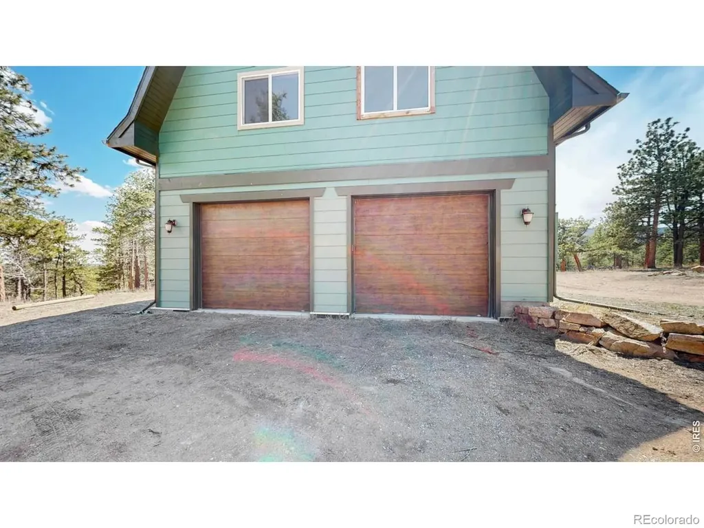 598 Taylor Road Lyons CO 80540