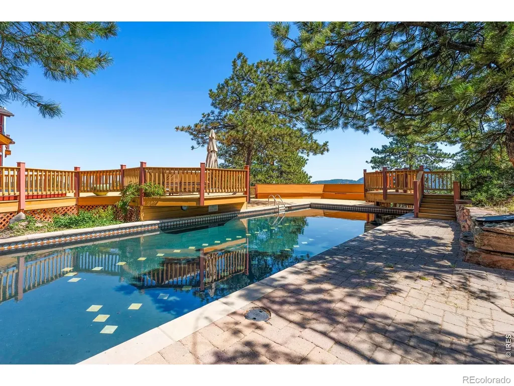470 Weaver Drive Boulder CO 80302