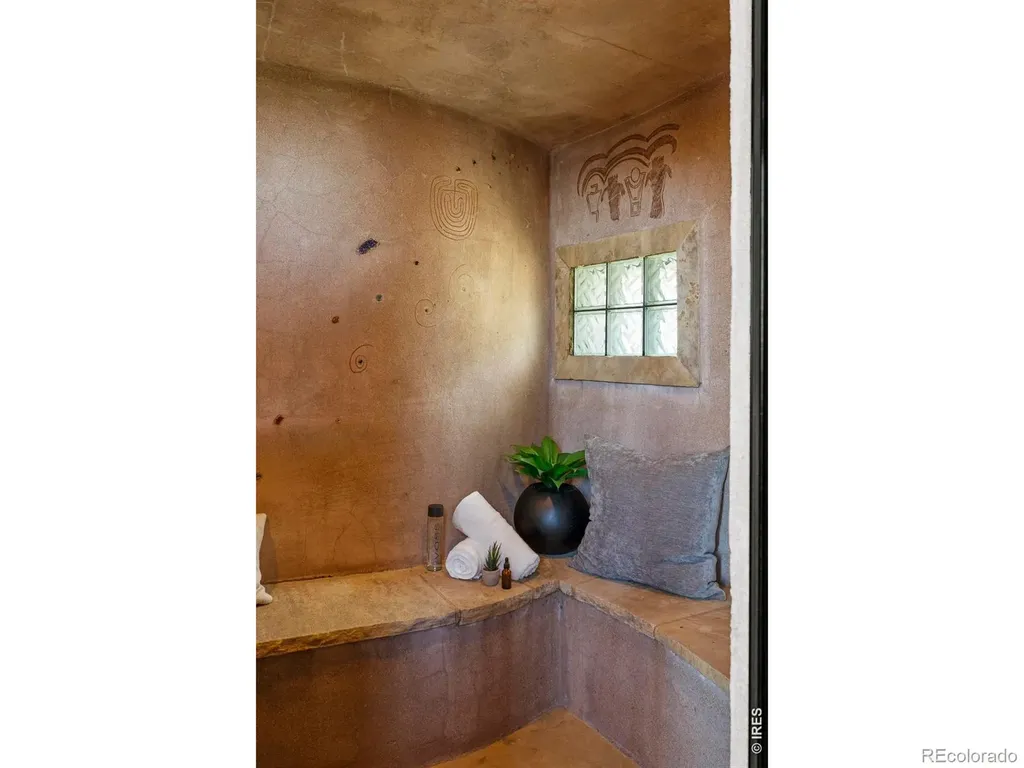 1327 Weaver Drive Boulder CO 80302