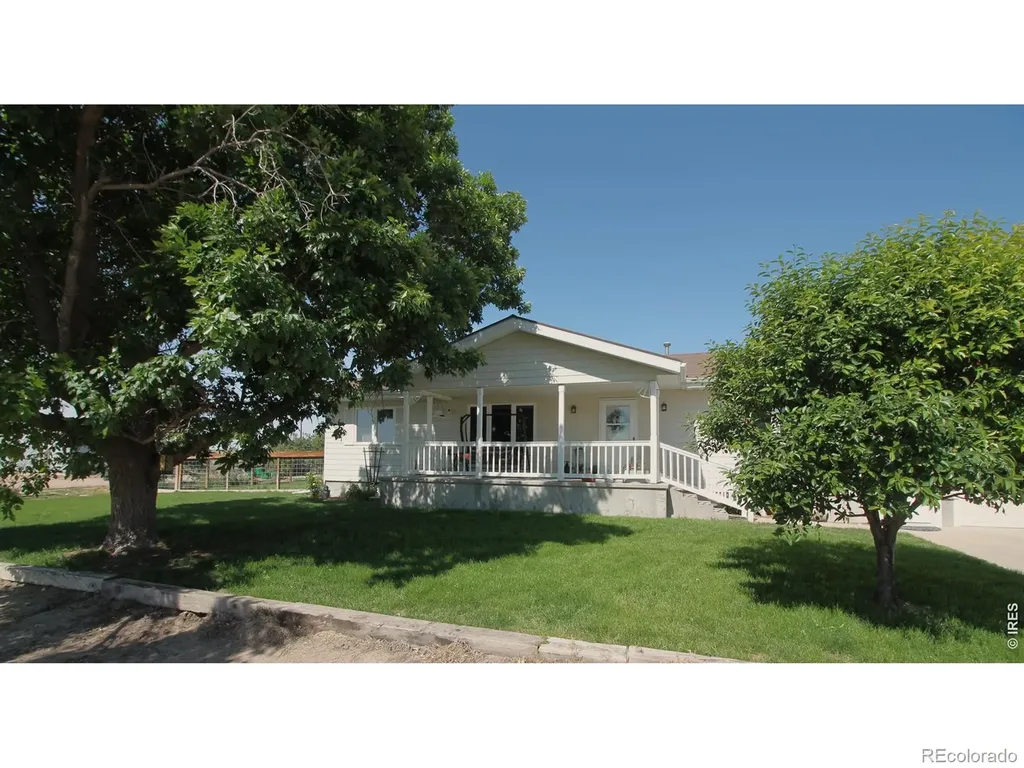 806 S Burlington Avenue Haxtun CO 80731