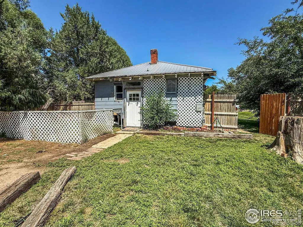 605 S Utah Avenue Haxtun CO 80731