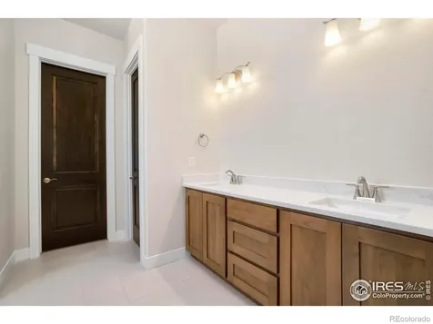 24113 E 36th Place Aurora CO 80019