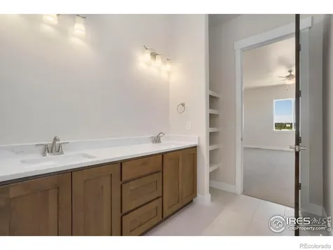 24113 E 36th Place Aurora CO 80019