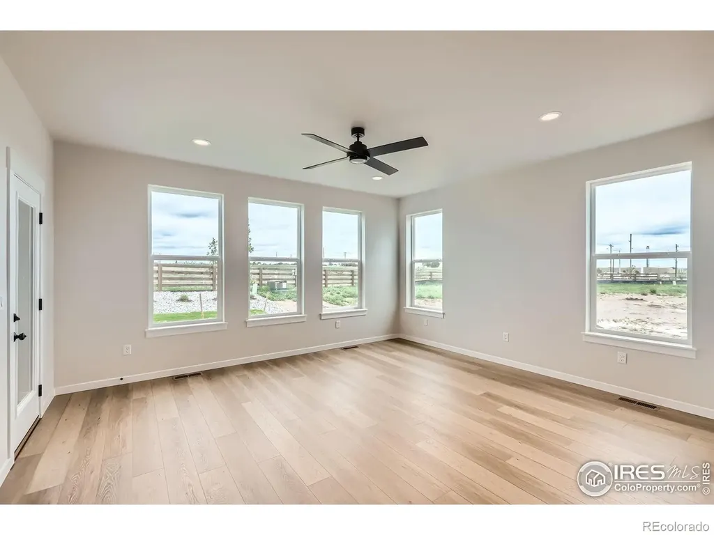 5901 Aspenglow Street Longmont CO 80504