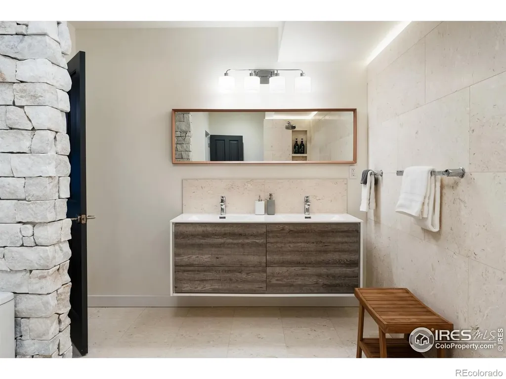 2835 Links Drive Boulder CO 80301