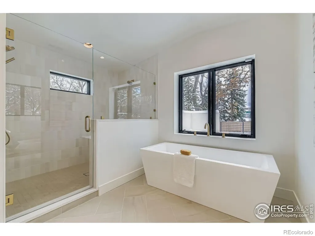 2250 Bluebell Avenue Boulder CO 80302