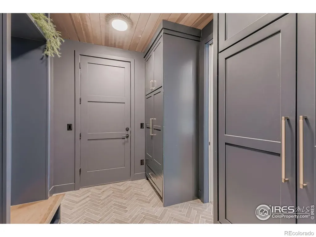 2250 Bluebell Avenue Boulder CO 80302