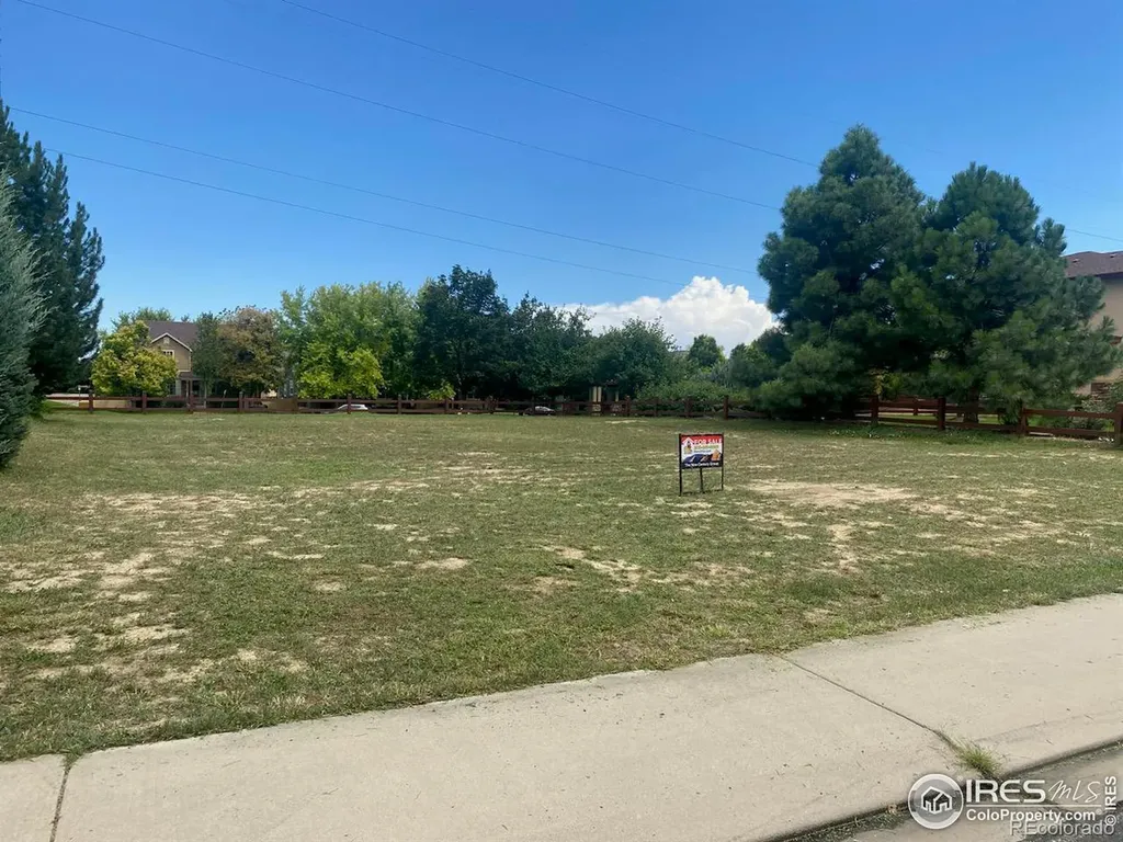 1719 Stardance Circle Longmont CO 80504