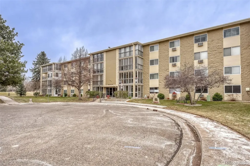 13618 E Bethany Place Aurora CO 80014