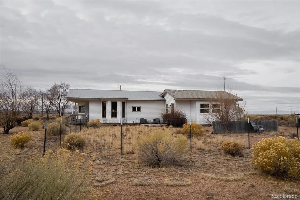 32500 Oak Avenue Blanca CO 81123