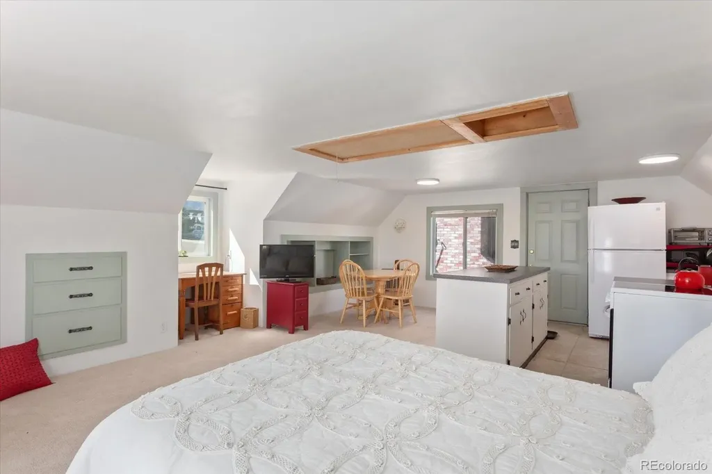 716 W Blarney Stone Road Howard CO 81233